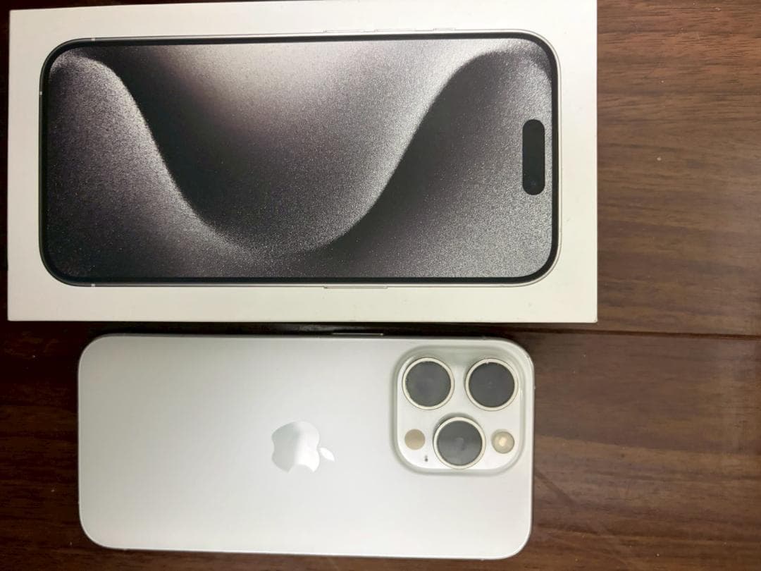 【中古品iPhone15 Pro 128GB simフリー