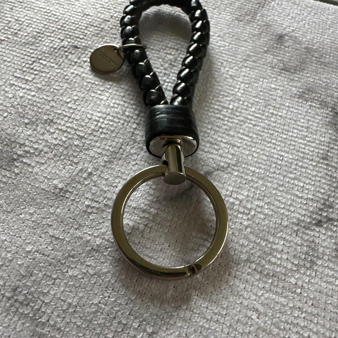 Bottega Veneta ブラックレザー キーホルダー