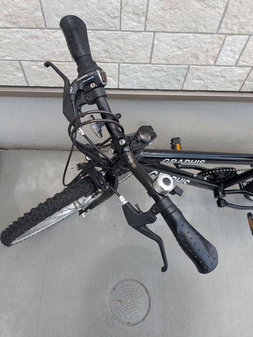 引取限定　GRAPHIS グラフィス　22インチ