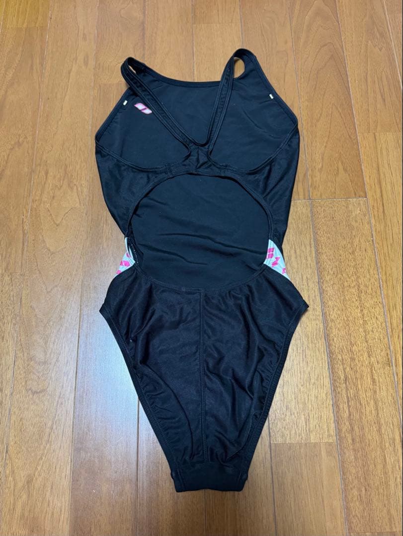 アリーナ 競泳水着 ハイレグ