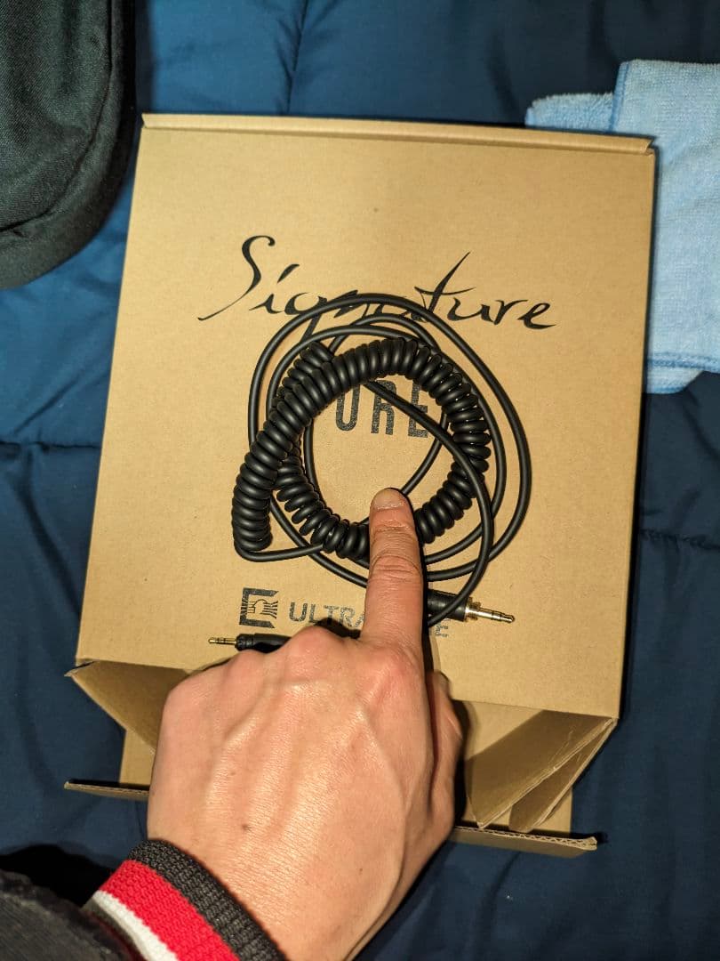 ヘッドホン Signature Pure