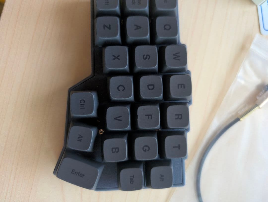 corne v4 cherry 有線 動作確認済み