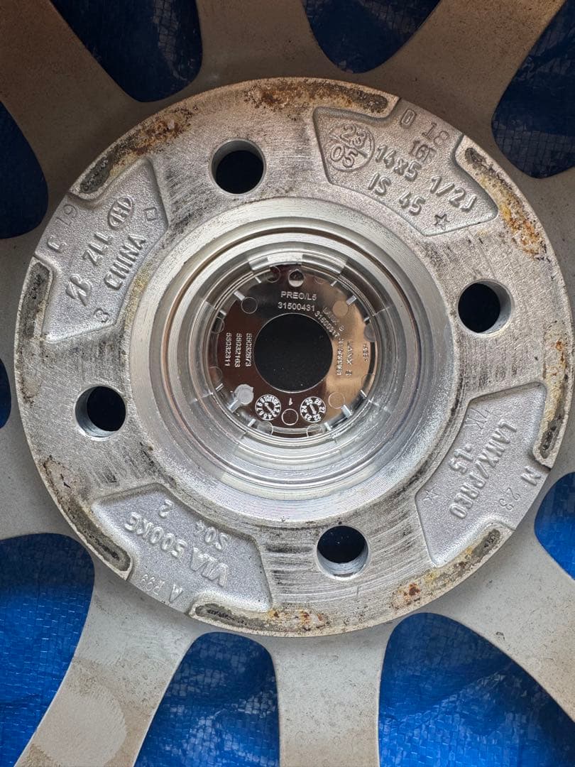 ブリヂストン185/70R14 88Q スタッドレス4本プレオ ホイール