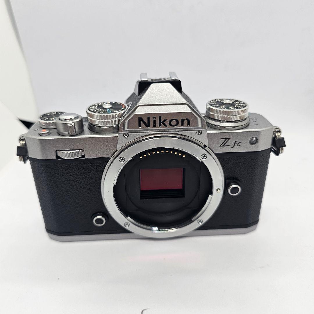 デジタルカメラ Nikon Z fc 28/2.8 SE Kit