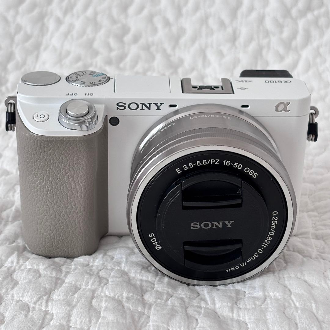 SONY α6100 ILCE-6100 ボディ 本体　パワーズームレンズセット