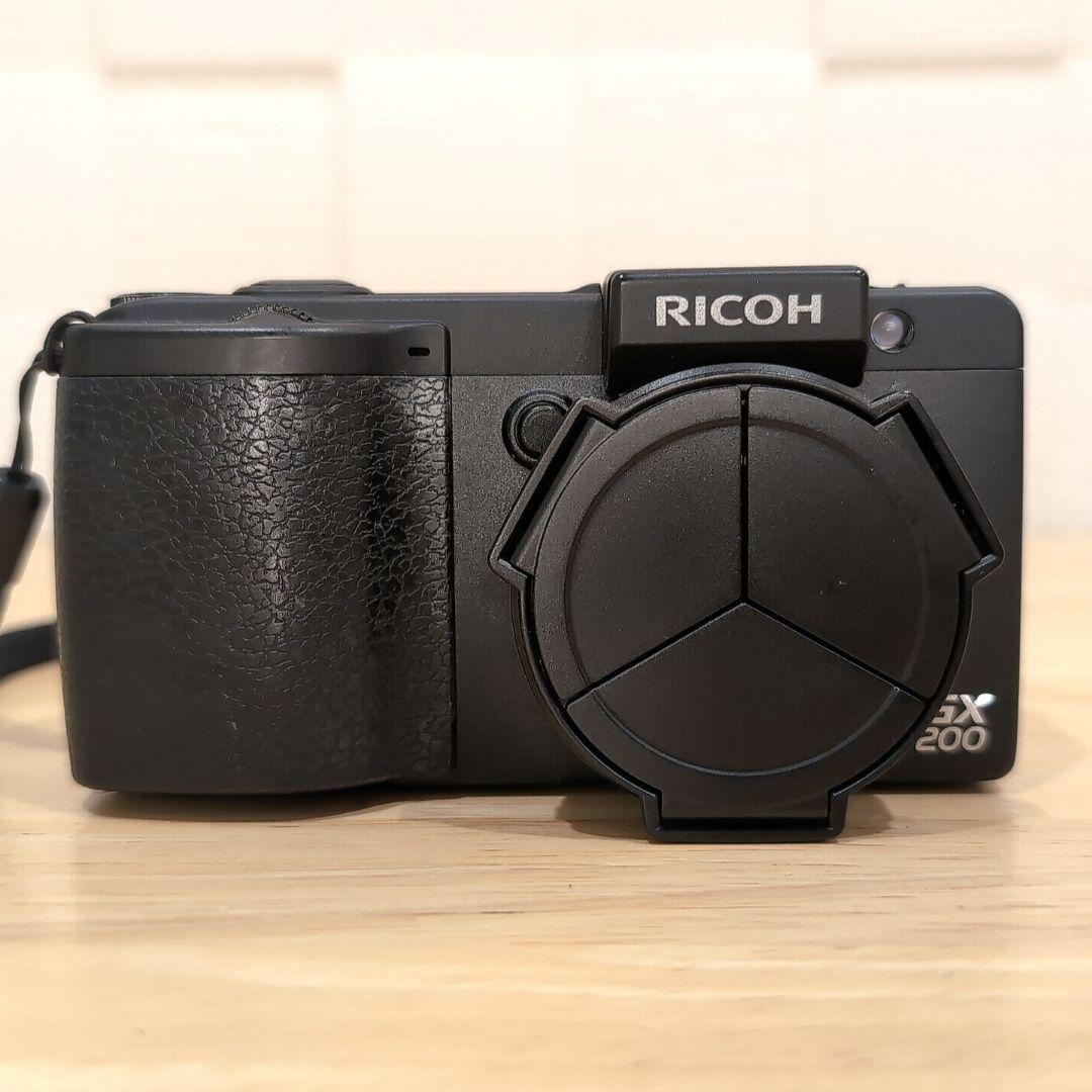 RICOH GX200 / 説明書・CD-ROM等 付属品一式 / 動作確認済み
