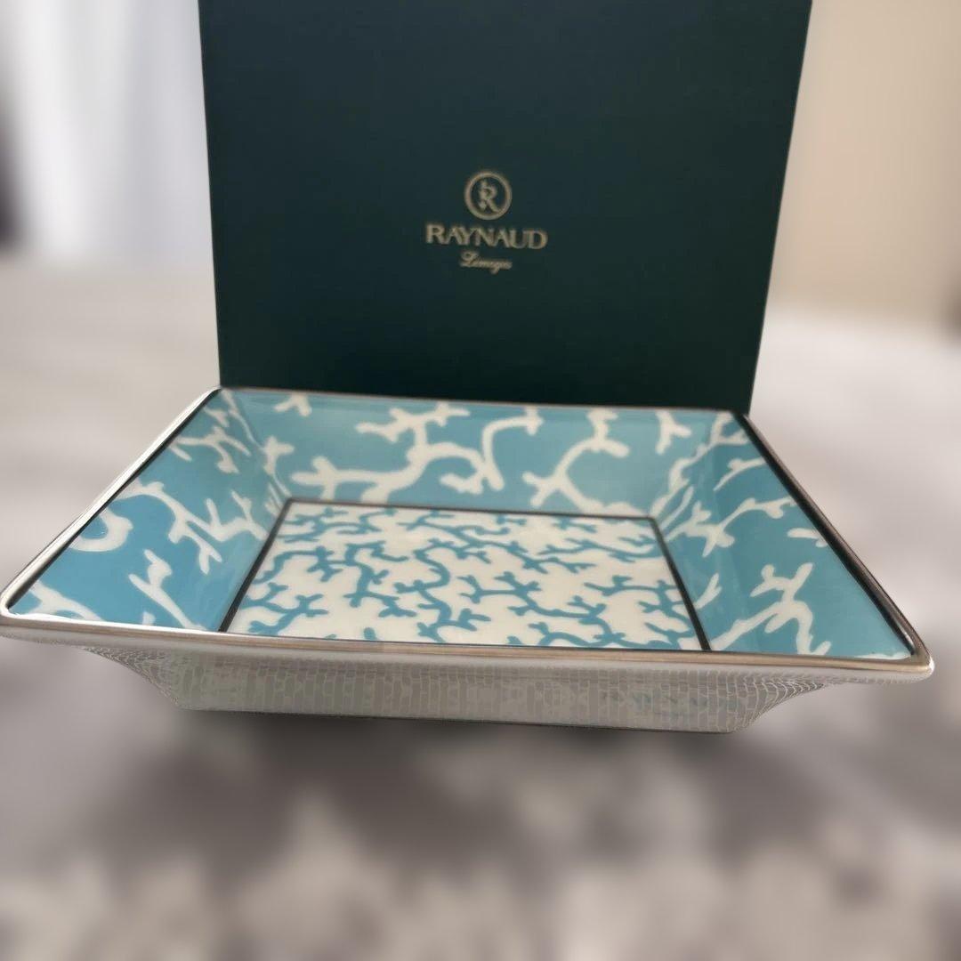 レイノー　クリストバル　キャンディディッシュ