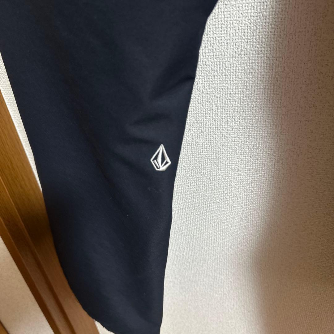 VOLCOM スノボウェア上下 M 黒