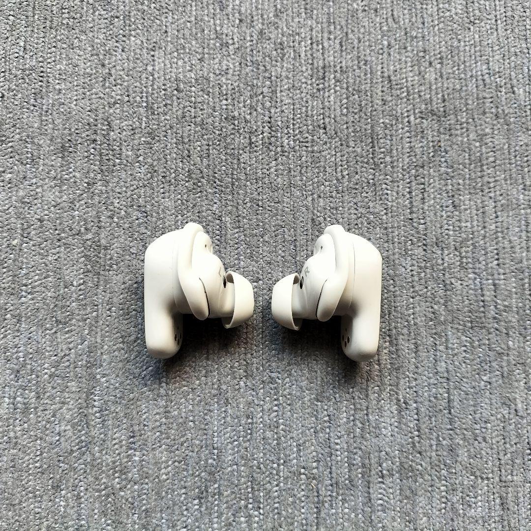 【最終値下げ】Bose QuietComfort Ultra Earbuds 白