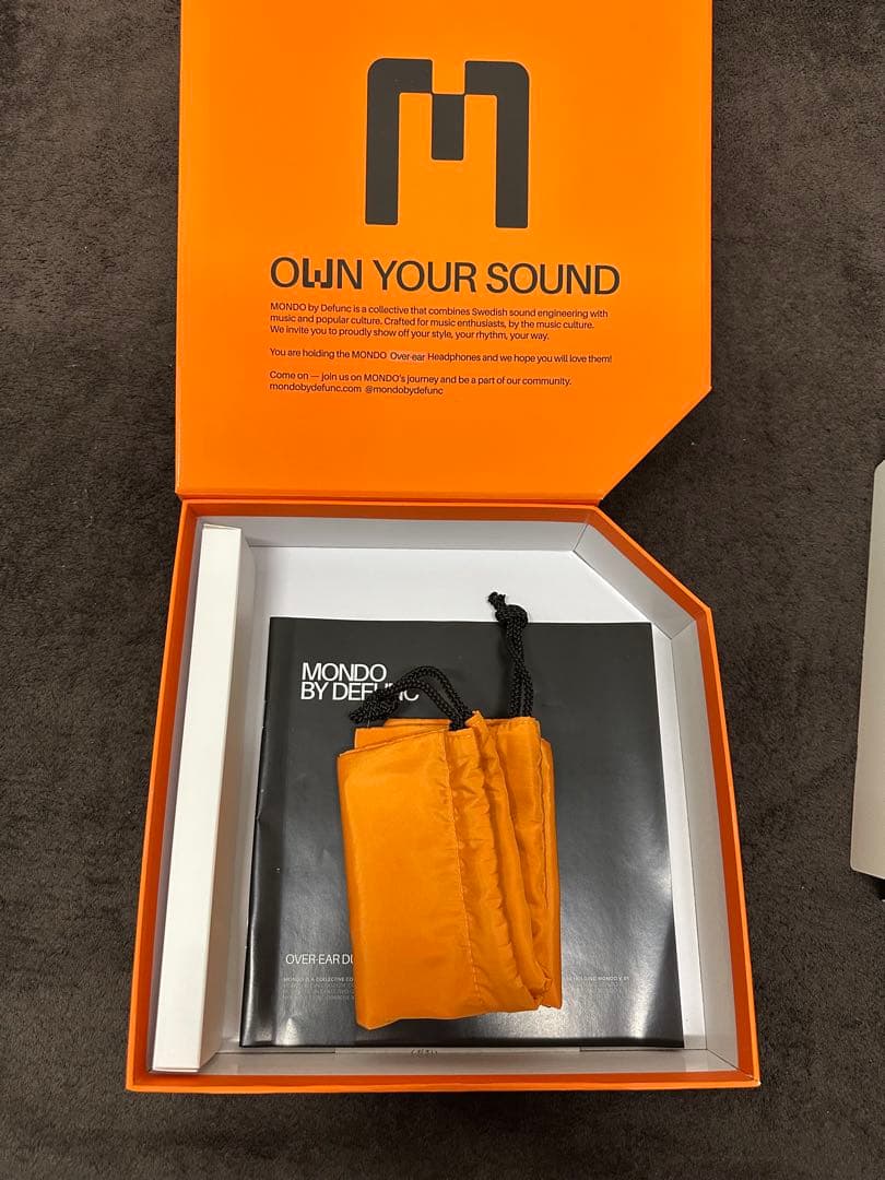 Defunc Mondo Bluetooth ヘッドフォン