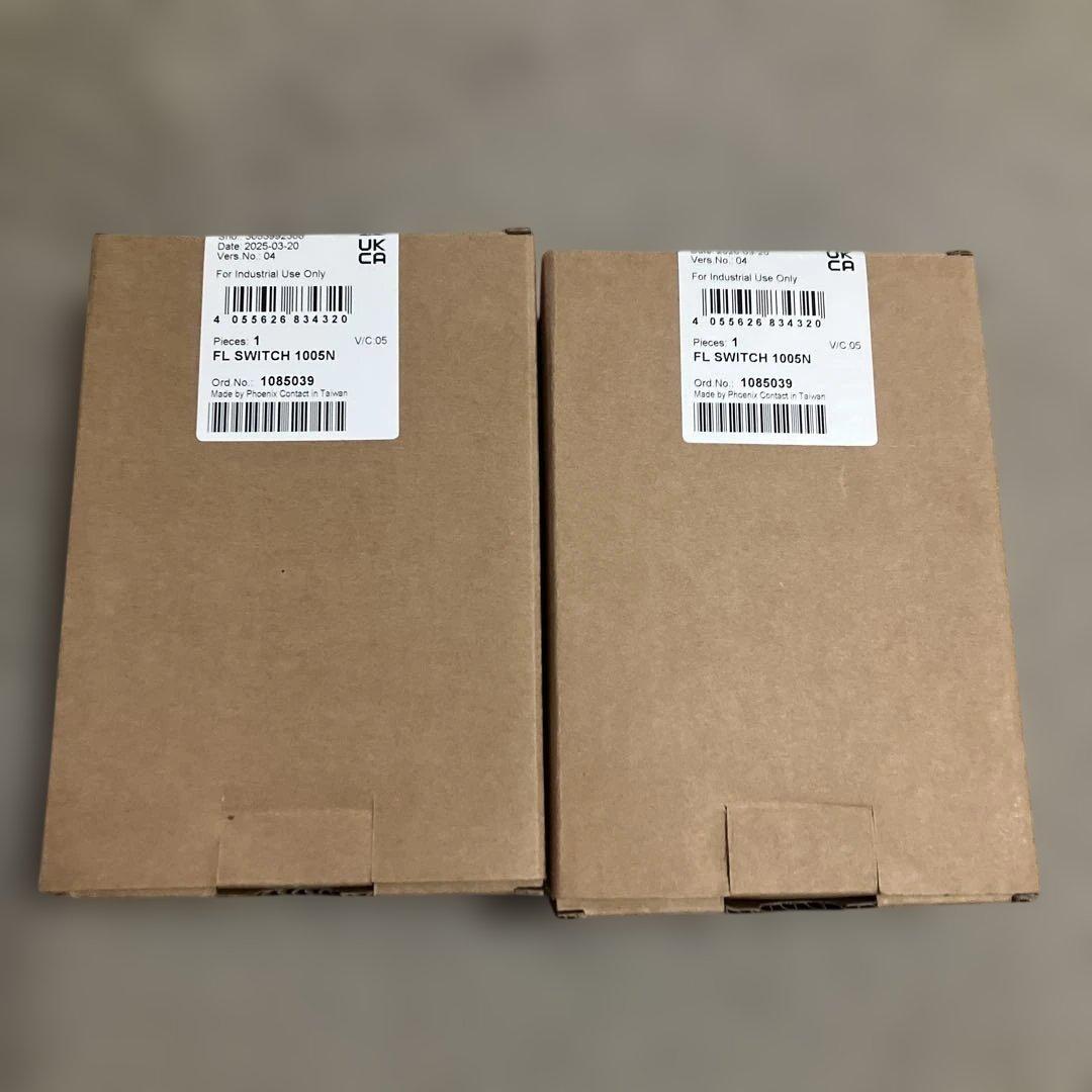 薄型イーサネットスイッチ　FL SWICH 1005N 2点