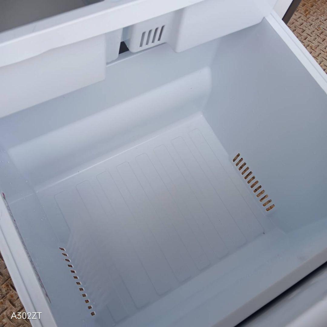 1641 Michihiro Takahash様　三菱　大型冷蔵庫　272L