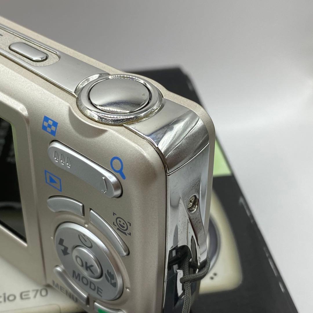 美品 PENTAX Optio E70 ペンタックス　オプティオ　デジタルカメラ