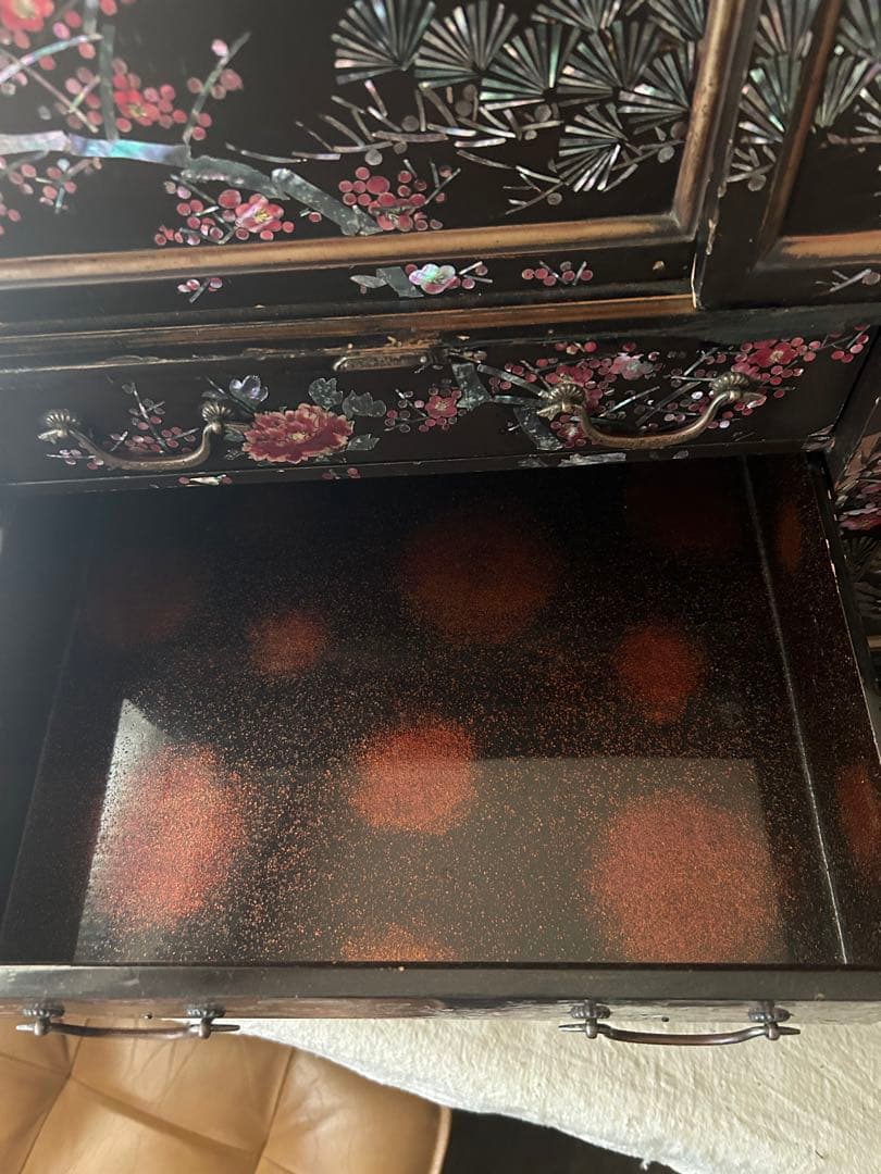 ② 螺鈿細工　小箪笥　アンティーク　難あり