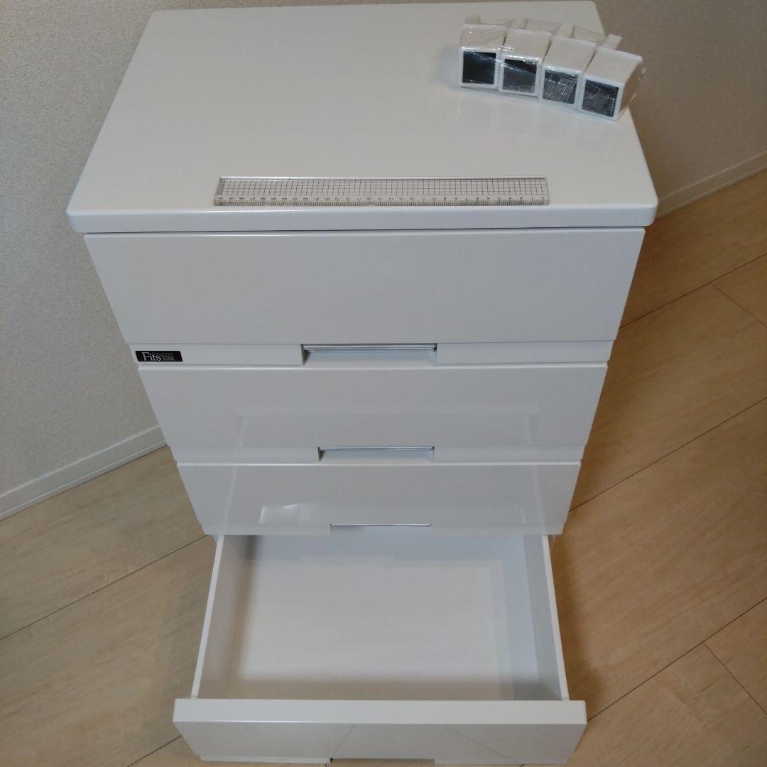 中古チェスト　フィッツプラス プレミアム FP5504 4段 セラミックホワイト