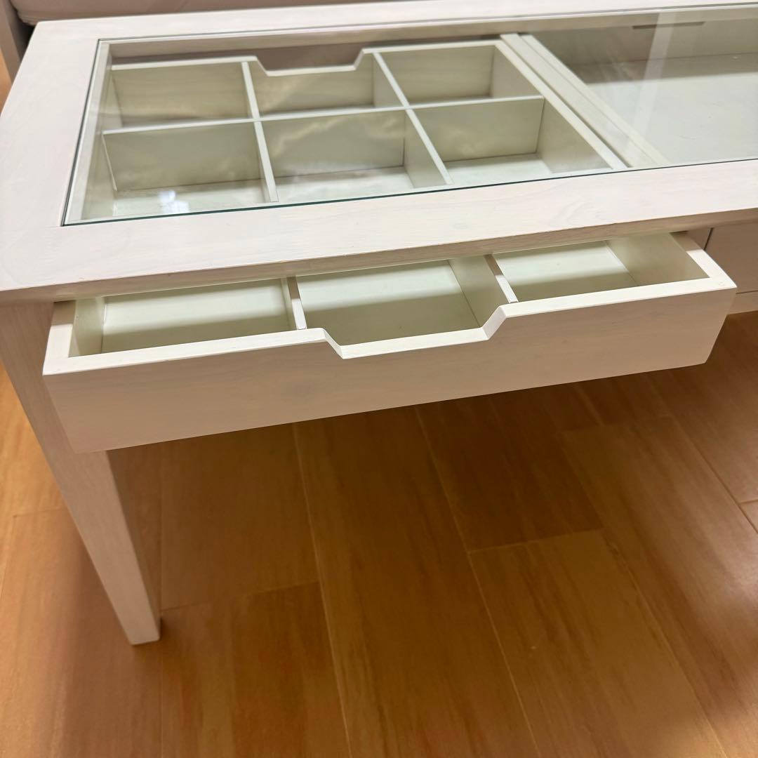 値下げ‼【美品】ガラステーブル　アイボリー　アクセサリー収納