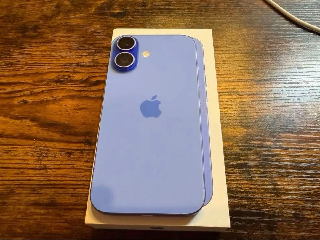 Apple iPhone 16 本体 (ケース2枚プレゼント付き)