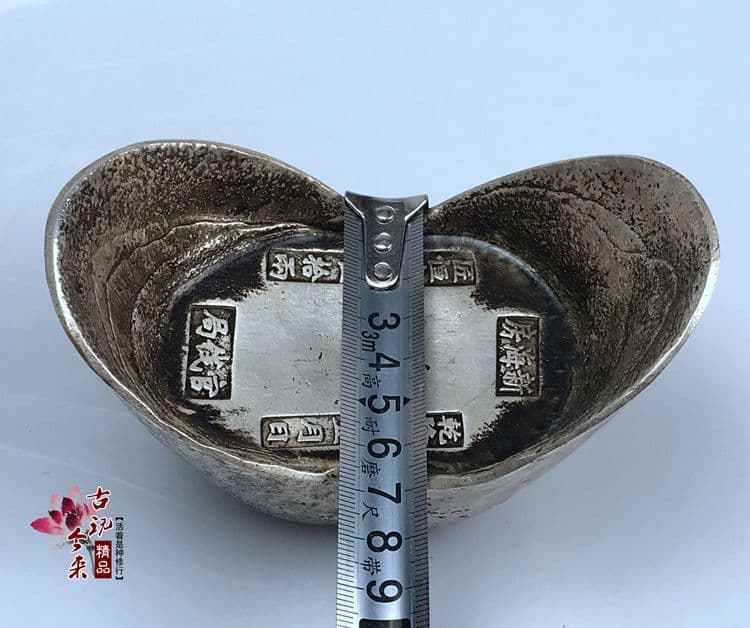 中国の清朝の五帝の銀塊、字はランダムで、50両の大きい銀の塊，1個