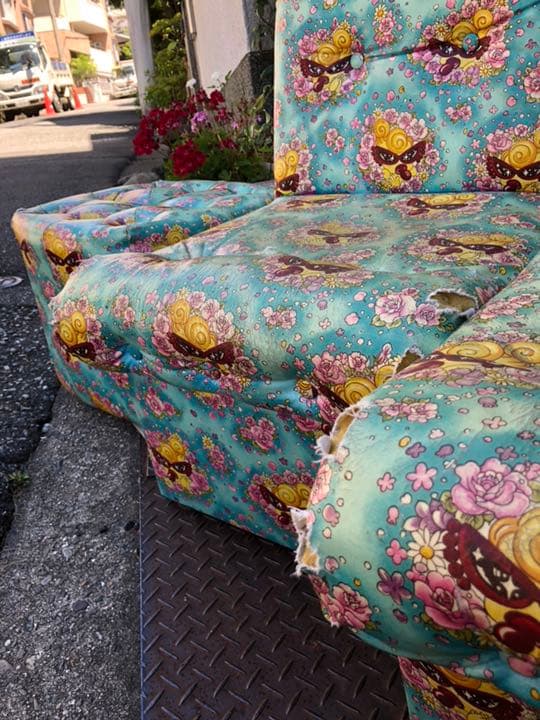 ヒステリックミニの正規品。３点セットです。しっかりとした品ですが破れあり