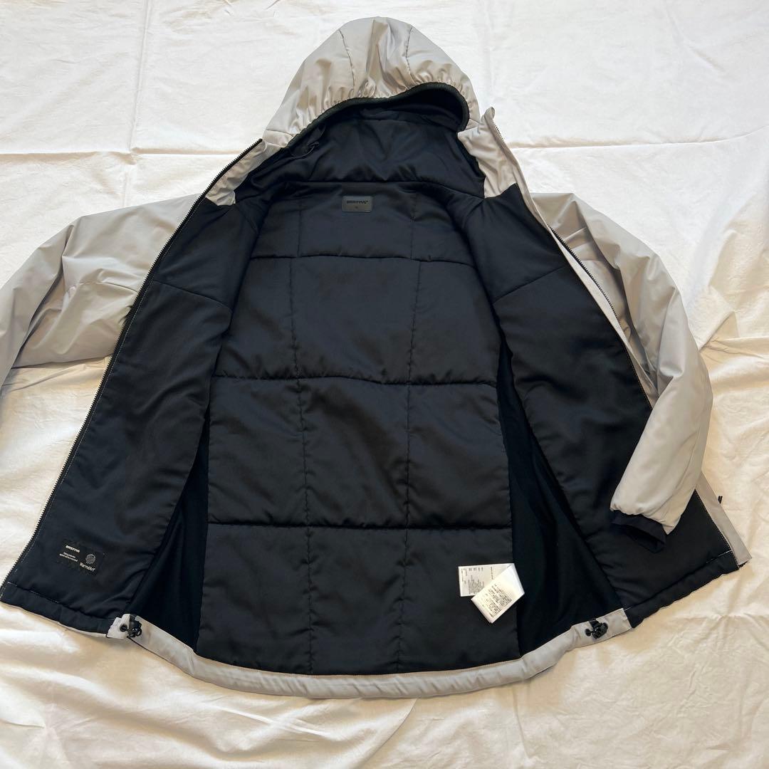 美品　BRIEFING WARM DART PADDED PARKA グレー