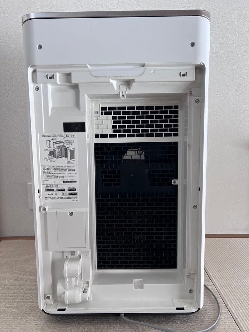 SHARP プラズマクラスター 加湿空気清浄機 KI-JP100-W 2019年