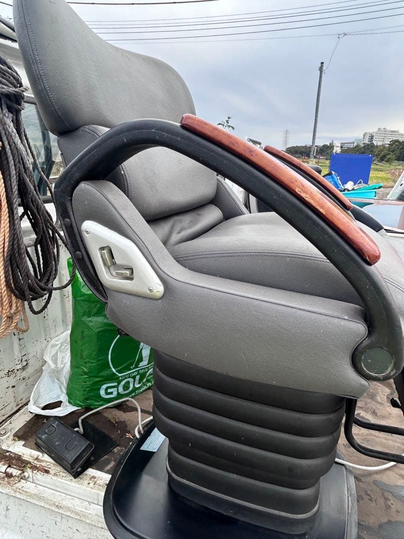 美容室　オオヒロ電動シャンプー椅子