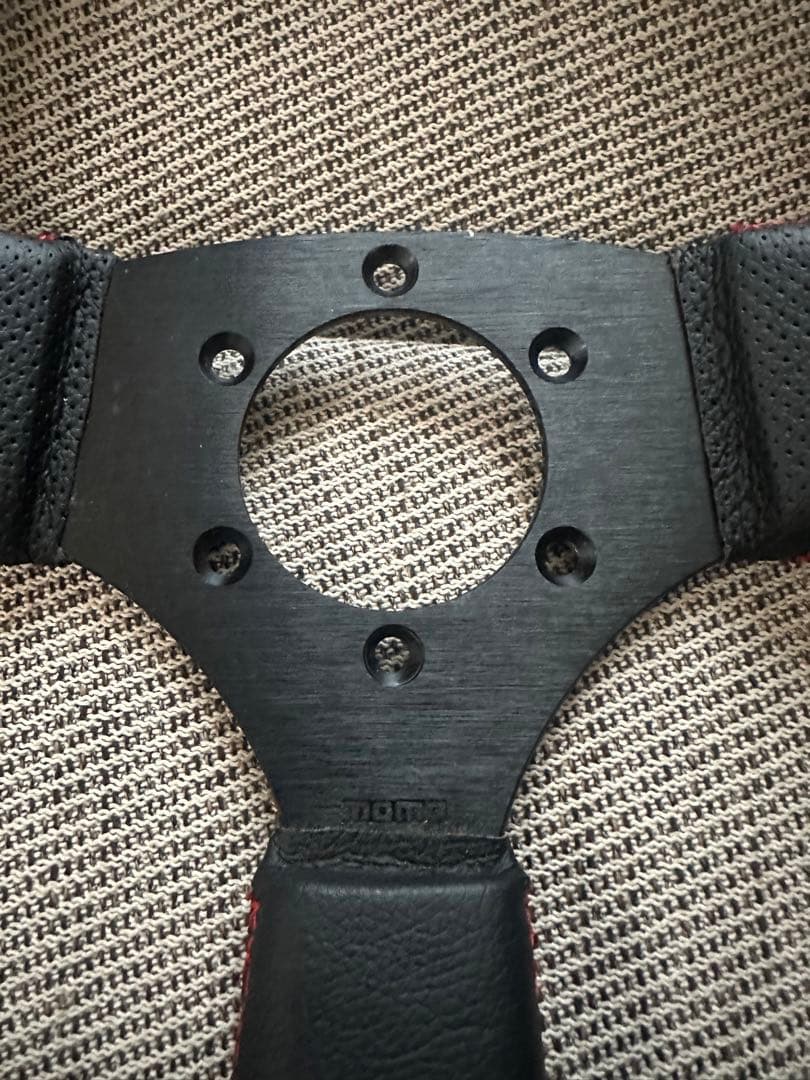 MOMO Dスポーク ステアリング 本体