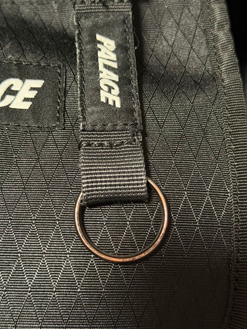 PALACE Cordura Y-Rip Despatch ショルダーバッグ