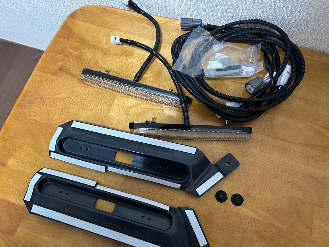RAV4 TRDフロントスポイラー用　LEDデイライト
