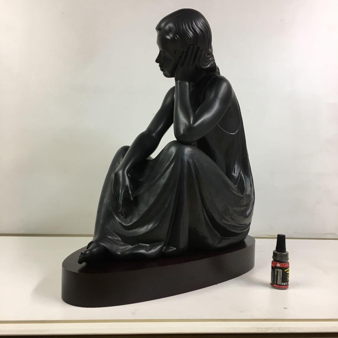 リヤドロLLADRO 女性像