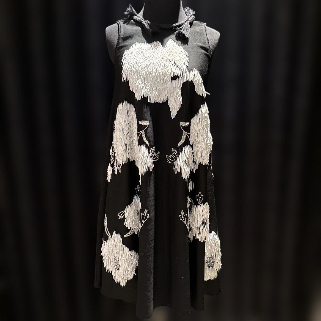 LANVINランバン フラワー刺繍 ビーズ ひざ丈ワンピース 個性的