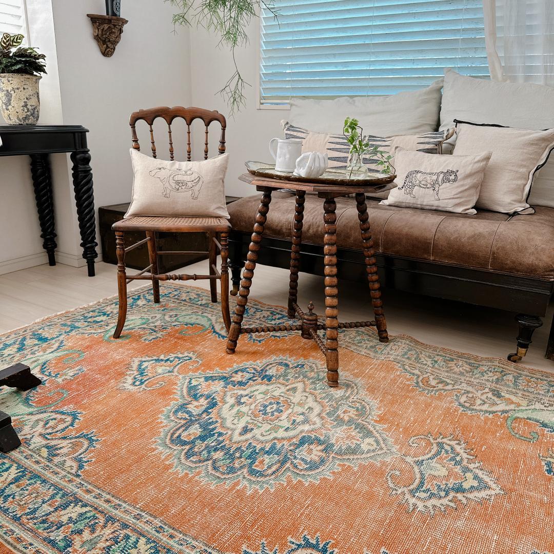 トルコ ヴィンテージラグ A79 大判 オレンジ ターコイズ ネイビー
