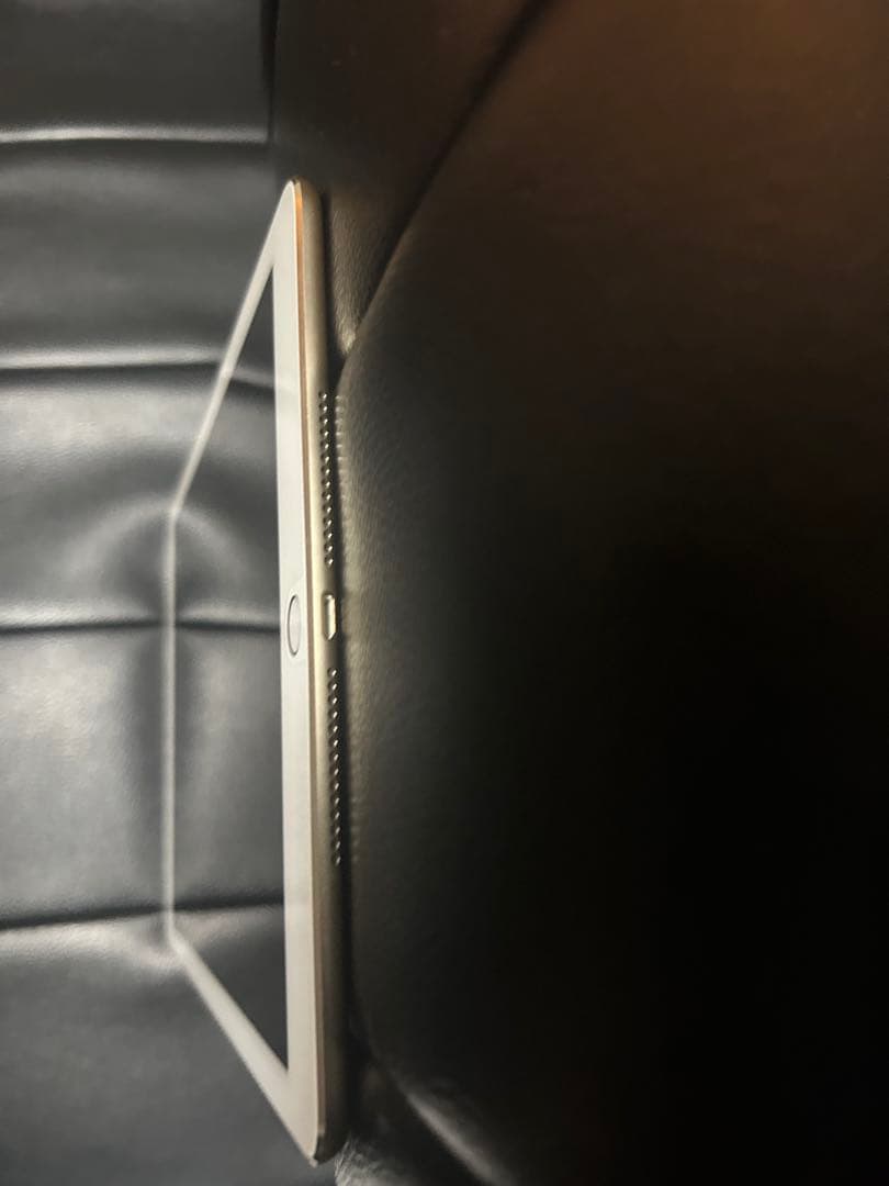 【美品】iPad Air 2 Wi-Fi cellula 16GB ゴールド