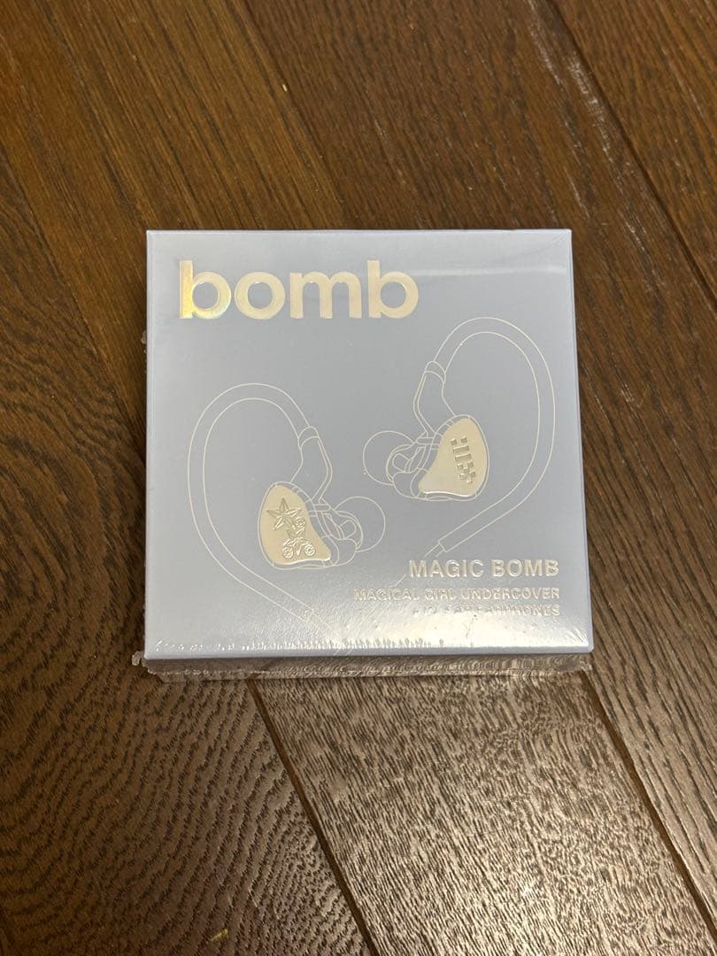 新品未開封ILLIT 3rd Mini Album [bomb] イヤモニ風