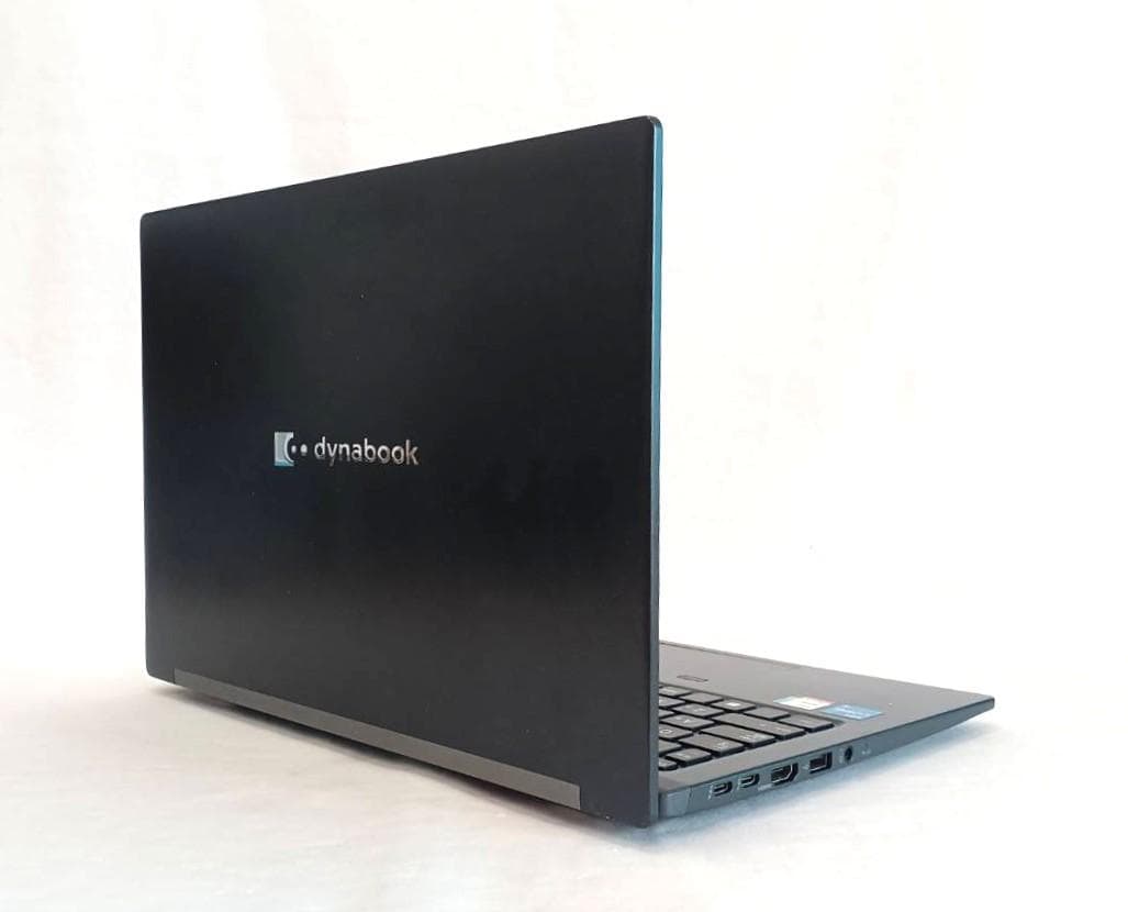 美品 2021年 dynabook G83/HS i5 11世代 メモリ16GB