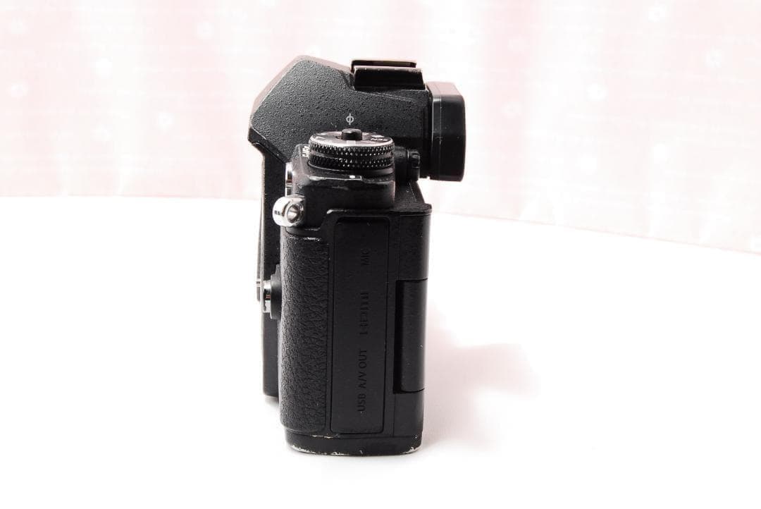 〓訳あり品〓オリンパス OM-D E-M5 Mark II＋14-42mm Ⅱ