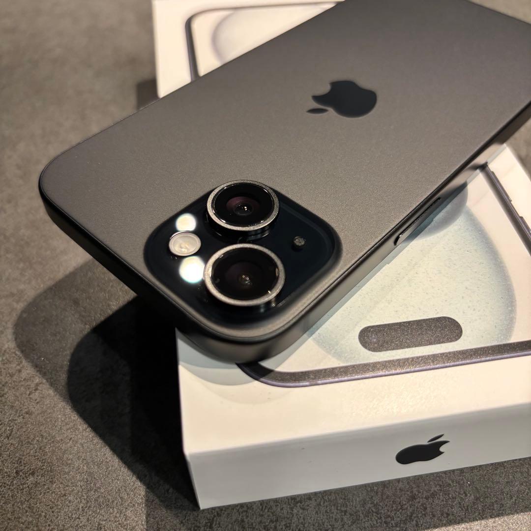 D*0様 美品⭐︎iPhone15 128GB ブラック