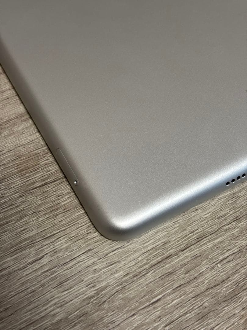 【セルラー】iPad 第9世代 64GB シルバー Cellularモデル