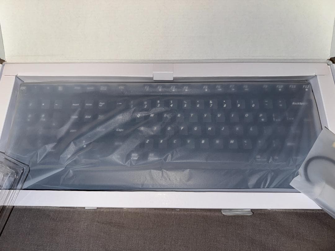 【MAKUAKE】Runelves ZEYI 左手用メカニカルキーボード 赤軸