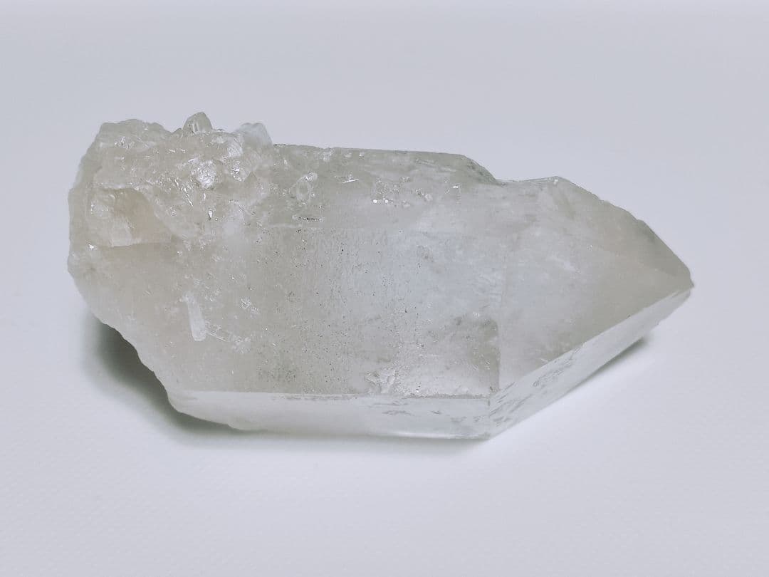 パワーストーン　天然石　水晶　一本剣　レインボー他　115g　No.140