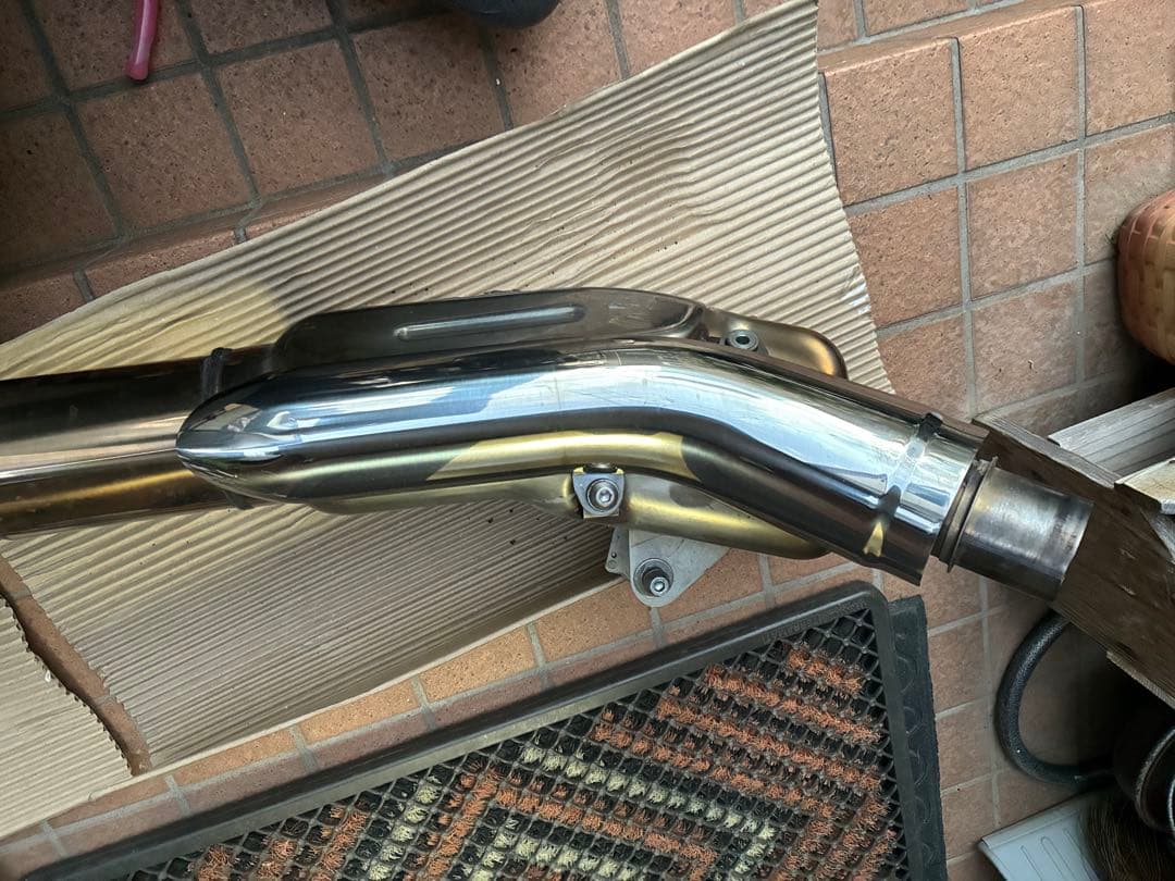 z900rs 2024年モデル　純正マフラー