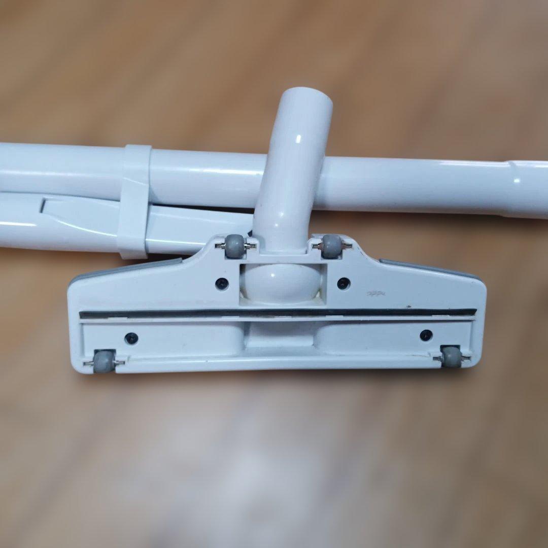 マキタ18V充電式クリーナCL182FD純正バッテリー、純正急速充電器付