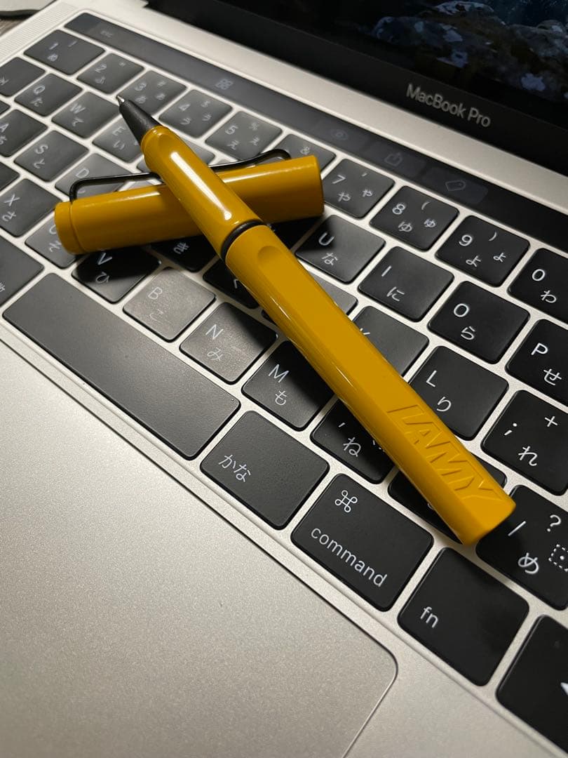 ラミー　サファリ　ローラーボール　旧イエロー　山吹色　LAMY safari