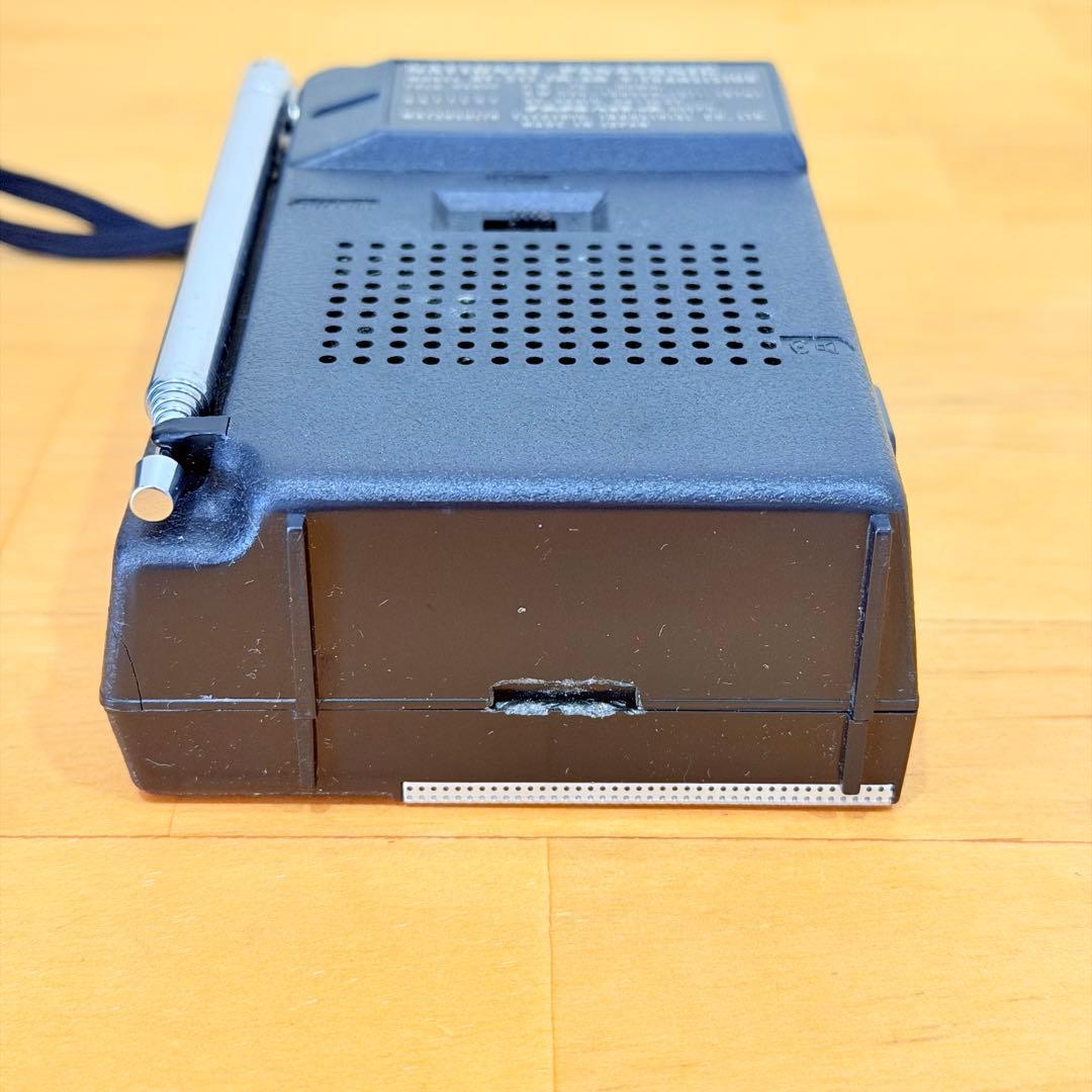 未使用級　ナショナル　パナソニック　ポータブルラジオ　RF-511