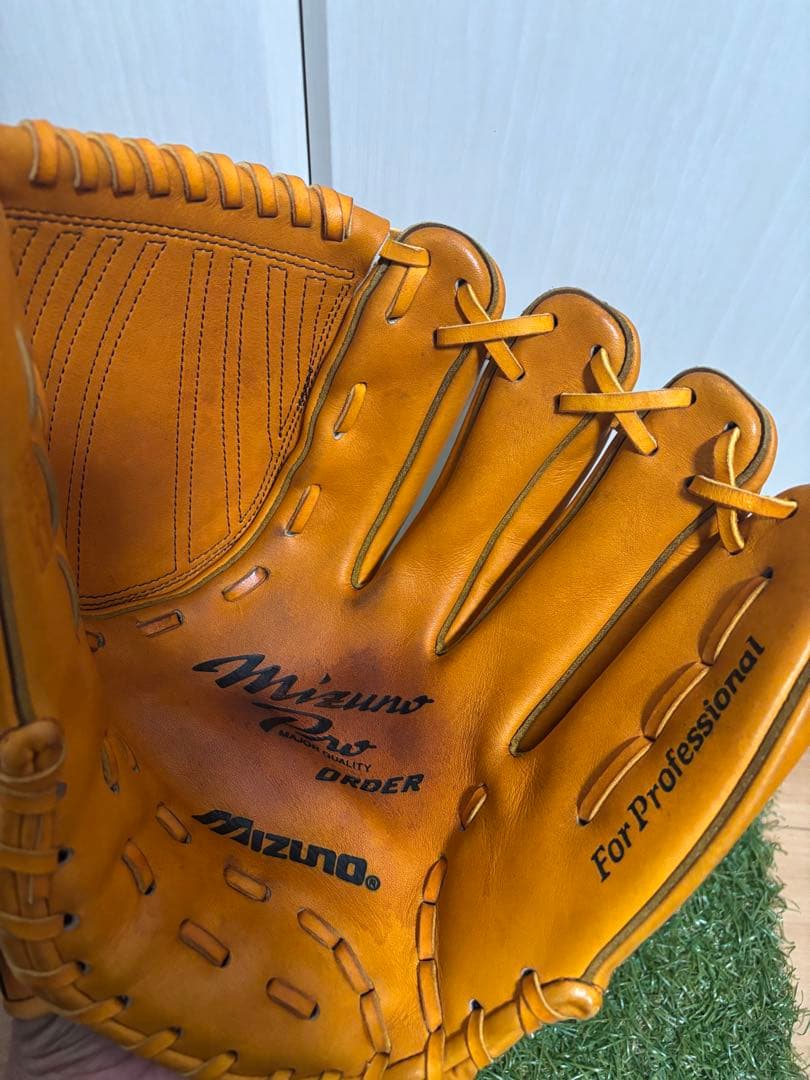 プロ支給品　実使用　ビックM ミズノプロ　投手　ファーストバック　Mマーク