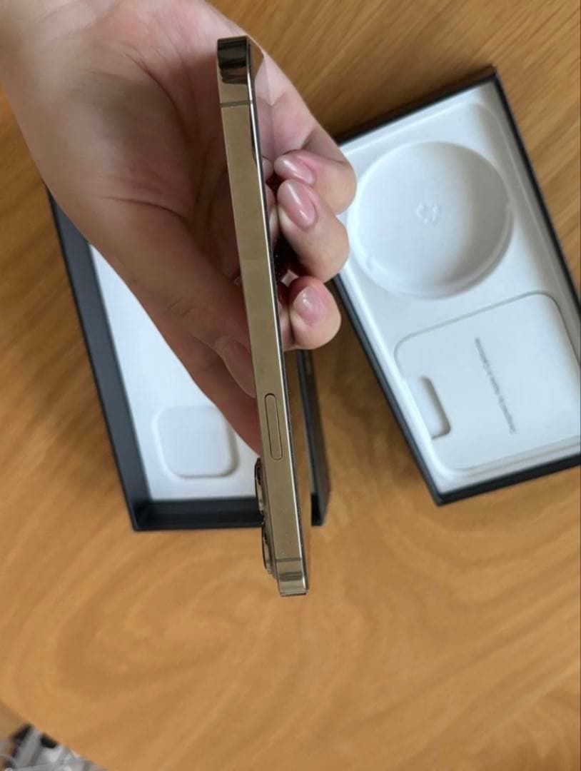 Apple iPhone 13 Pro 128G ゴールド　美品