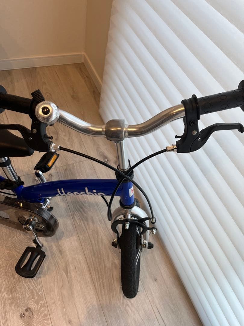 Henshin 幼児用自転車 青　クリスマスプレゼントに✨