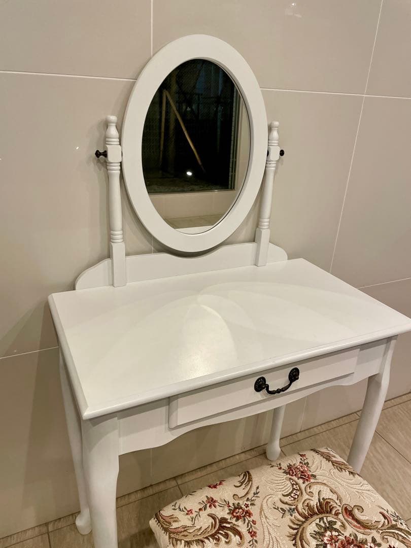 ホワイト ドレッサー ミラー付き　プリンセスドレッサー　猫脚　アンティーク