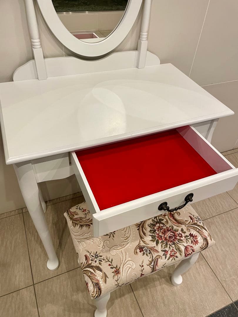 ホワイト ドレッサー ミラー付き　プリンセスドレッサー　猫脚　アンティーク