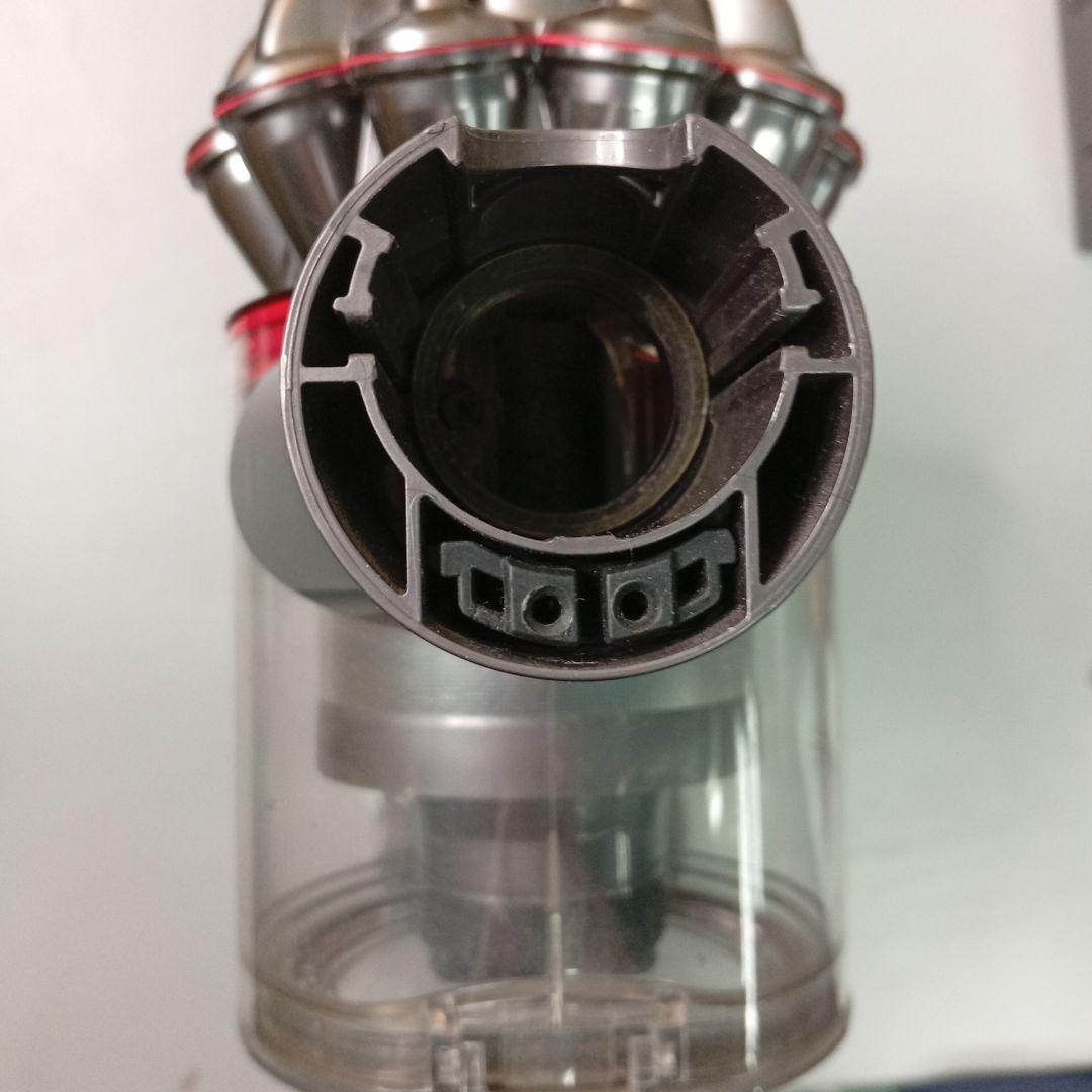 Dyson v8 fluffy sv10 スティッククリーナー 本体